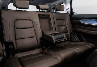 Подержанный автомобиль Chery Tiggo 8 Pro 2023 года (23 фото)
