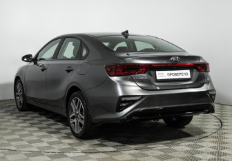 Подержанный автомобиль Kia Cerato Sedan 2020 года (7 фото)