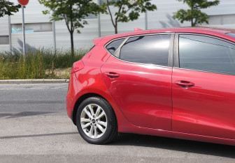 Подержанный автомобиль Kia Ceed Hatchback 2017 года (8 фото)