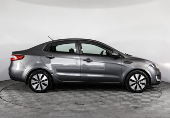 Подержанный автомобиль Kia Rio Sedan 2012 года (4 фото)