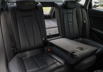 Подержанный автомобиль Audi A4 Sedan 2018 года (28 фото)