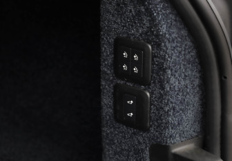 Подержанный автомобиль Land Rover Range Rover 2019 года (40 фото)