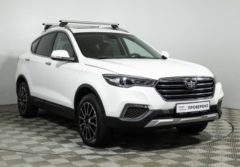 Подержанный автомобиль FAW Besturn X80 2018 года (3 фото)
