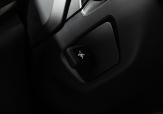 Подержанный автомобиль BMW X7 2020 года (28 фото)