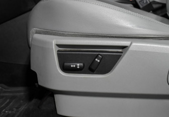 Подержанный автомобиль Land Rover Freelander 2010 года (19 фото)