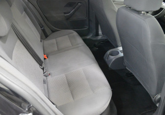 Подержанный автомобиль Volkswagen Jetta Sedan 2007 года (12 фото)