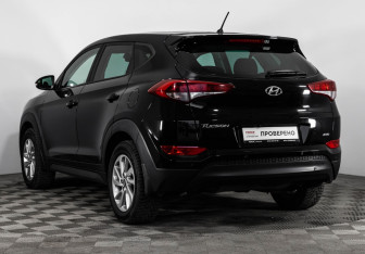 Подержанный автомобиль Hyundai Tucson 2016 года (7 фото)