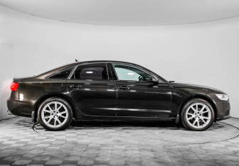Подержанный автомобиль Audi A6 Sedan 2013 года (4 фото)