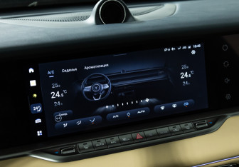 Подержанный автомобиль Voyah Free 2023 года (20 фото)