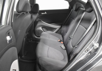 Подержанный автомобиль Hyundai Solaris Sedan 2014 года (11 фото)