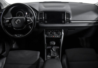 Подержанный автомобиль Skoda Karoq 2020 года (15 фото)