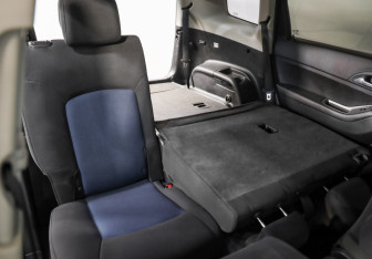 Подержанный автомобиль Chevrolet Orlando 2013 года (21 фото)