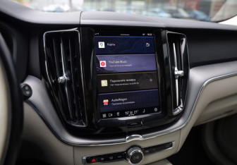 Подержанный автомобиль Volvo XC60 2021 года (16 фото)
