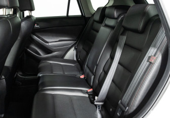 Подержанный автомобиль Mazda CX-5 2014 года (10 фото)