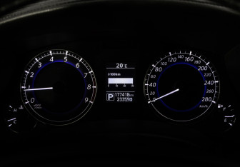 Подержанный автомобиль Infiniti QX50 2017 года (29 фото)