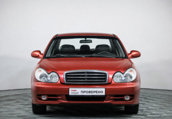 Подержанный автомобиль Hyundai Sonata 2006 года (2 фото)