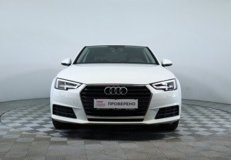 Подержанный автомобиль Audi A4 Sedan 2019 года (2 фото)