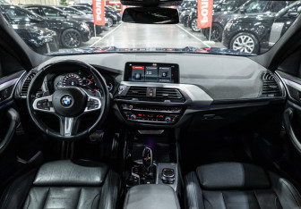 Подержанный автомобиль BMW X3 2018 года (17 фото)