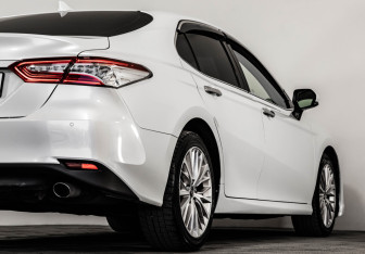Подержанный автомобиль Toyota Camry Sedan 2019 года (7 фото)