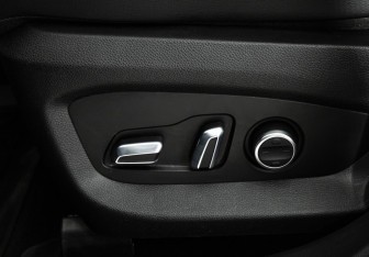 Подержанный автомобиль Exeed VX 2023 года (16 фото)