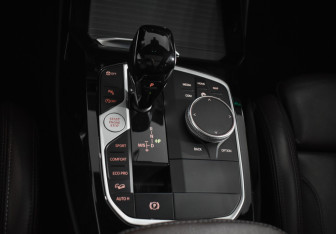 Подержанный автомобиль BMW X3 2021 года (18 фото)