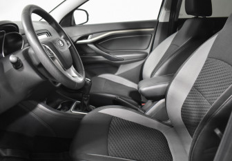 Подержанный автомобиль LADA (ВАЗ) Vesta Wagon 2017 года (10 фото)