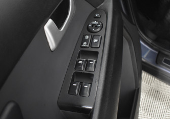 Подержанный автомобиль Kia Sportage 2014 года (18 фото)