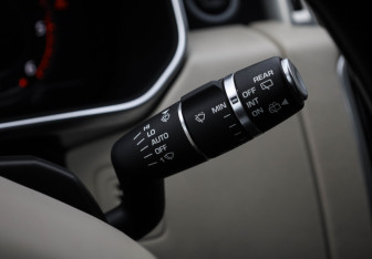 Подержанный автомобиль Land Rover Range Rover 2019 года (23 фото)