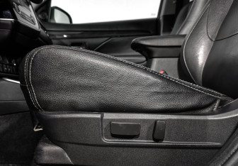Подержанный автомобиль Mitsubishi Outlander 2017 года (12 фото)