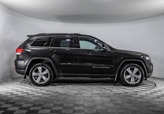 Подержанный автомобиль Jeep Grand Cherokee 2013 года (4 фото)