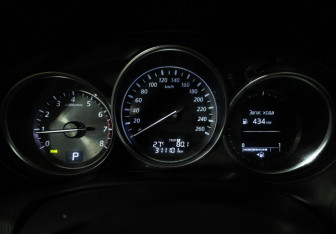 Подержанный автомобиль Mazda CX-5 2013 года (12 фото)