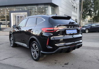 Подержанный автомобиль Haval F7 2023 года (6 фото)