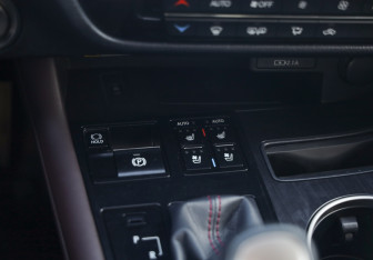 Подержанный автомобиль Lexus RX 2020 года (24 фото)