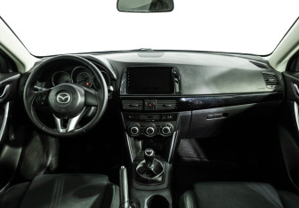 Подержанный автомобиль Mazda CX-5 2013 года (13 фото)