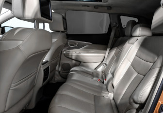 Подержанный автомобиль Nissan Murano Suv 2017 года (15 фото)