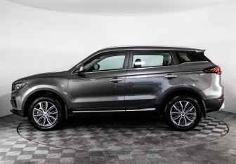 Подержанный автомобиль Geely Atlas Pro 2024 года (9 фото)