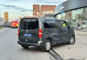 Подержанный автомобиль Citroen SpaceTourer 2022 года (5 фото)