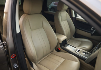 Подержанный автомобиль Land Rover Discovery Sport 2017 года (22 фото)