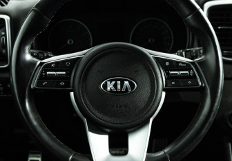 Подержанный автомобиль Kia Sportage 2020 года (22 фото)