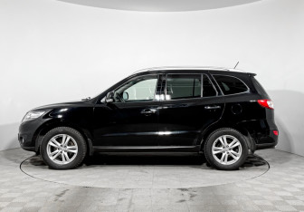 Подержанный автомобиль Hyundai Santa Fe 2011 года (8 фото)