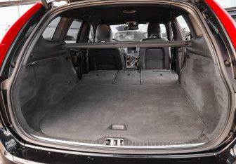 Подержанный автомобиль Volvo XC60 2013 года (30 фото)