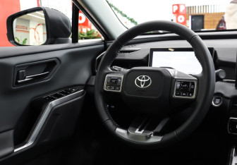 Новый Toyota RAV4 2026 (17 фото)