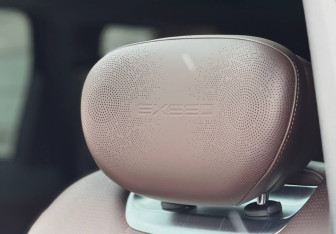 Подержанный автомобиль Exeed VX 2023 года (28 фото)