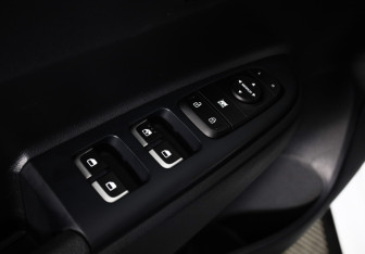 Подержанный автомобиль Kia Rio Hatchback 2021 года (22 фото)