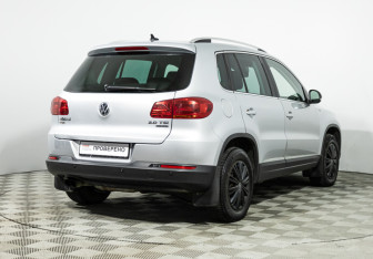 Подержанный автомобиль Volkswagen Tiguan 2013 года (5 фото)