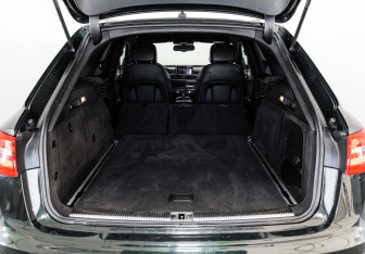 Подержанный автомобиль Audi A6 allroad 2013 года (28 фото)