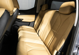 Подержанный автомобиль Changan Hunter Plus 2023 года (10 фото)