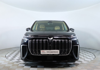 Подержанный автомобиль Voyah Dream 2023 года (2 фото)