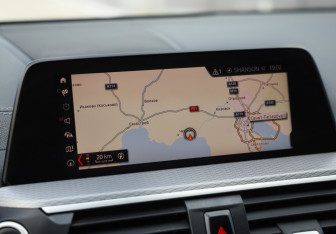 Подержанный автомобиль BMW X3 2021 года (16 фото)