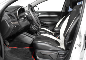 Подержанный автомобиль LADA (ВАЗ) Vesta Sedan 2023 года (11 фото)